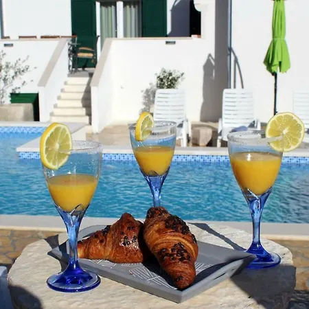 Vila Ela Villa Bobovisca